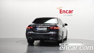 Mercedes-Benz E-Class E350 4MATIC AMG Line 2023 года из Южной Кореи