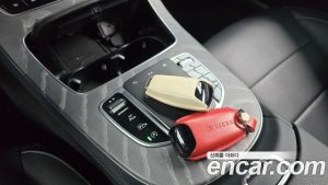 Mercedes-Benz E-Class E350 4MATIC AMG Line 2023 года из Южной Кореи