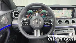 Mercedes-Benz E-Class E350 4MATIC AMG Line 2023 года из Южной Кореи