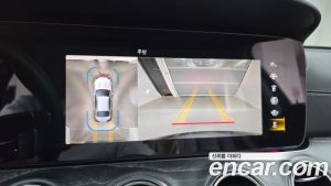 Mercedes-Benz E-Class E350 4MATIC AMG Line 2023 года из Южной Кореи