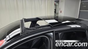 Mercedes-Benz E-Class E350 4MATIC AMG Line 2023 года из Южной Кореи