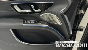Mercedes-Benz EQS Maybach EQS680 4MATIC 2024 года из Южной Кореи