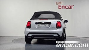Mini Cooper Convertible CLASSIC 2024 года из Южной Кореи
