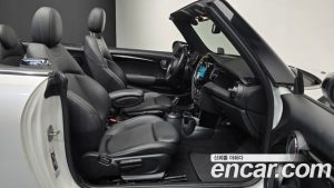 Mini Cooper Convertible CLASSIC 2024 года из Южной Кореи