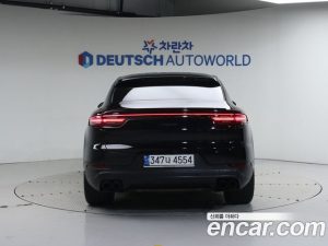Porsche Cayenne 3.0 Coupe 2022 года из Южной Кореи