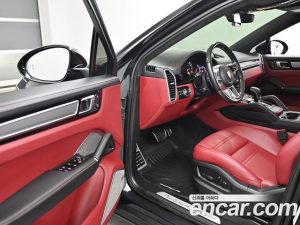 Porsche Cayenne 3.0 Coupe 2022 года из Южной Кореи