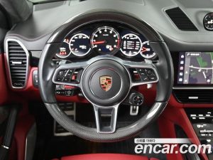 Porsche Cayenne 3.0 Coupe 2022 года из Южной Кореи