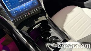 Mercedes-Benz GLC-Class GLC300 4MATIC AMG Line 2025 года из Южной Кореи