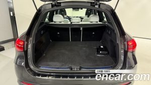Mercedes-Benz GLC-Class GLC300 4MATIC AMG Line 2025 года из Южной Кореи