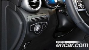 Mercedes-Benz GLC-Class GLC300e 4MATIC Coupe 2023 года из Южной Кореи