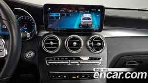 Mercedes-Benz GLC-Class GLC300e 4MATIC Coupe 2023 года из Южной Кореи