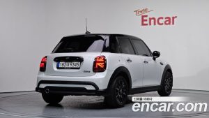 Mini Cooper 5Door CLASSIC 2024 года из Южной Кореи