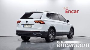 Volkswagen Tiguan 2.0 TSI Prestige 2023 года из Южной Кореи