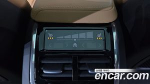 Volvo XC60 B5 Ultra Bright 2025 года из Южной Кореи