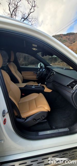 Volvo XC90 B6 ULTIMATE Bright 2023 года из Южной Кореи