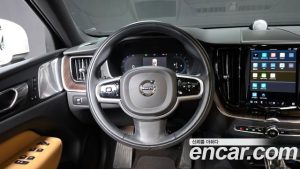 Volvo XC60 B6 Inscription 2022 года из Южной Кореи