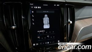 Volvo XC60 B6 Inscription 2022 года из Южной Кореи