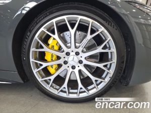 Mercedes-Benz SL-Class AMG SL63 4MATIC+ 2024 года из Южной Кореи