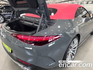 Mercedes-Benz SL-Class AMG SL63 4MATIC+ 2024 года из Южной Кореи