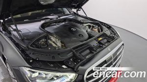 Mercedes-Benz S-Class S500L 4MATIC 2023 года из Южной Кореи
