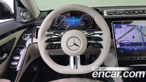 Mercedes-Benz S-Class S500L 4MATIC 2023 года из Южной Кореи