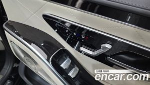 Mercedes-Benz S-Class S500L 4MATIC 2023 года из Южной Кореи