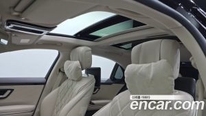 Mercedes-Benz S-Class S500L 4MATIC 2023 года из Южной Кореи