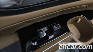 Kia Sorento Бензин 2.5T 2WD 2024 года из Южной Кореи