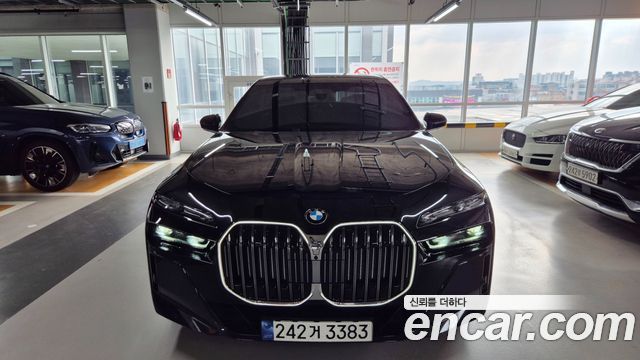 BMW 7-Series 740i sDrive M Sport 2023 года из Кореи