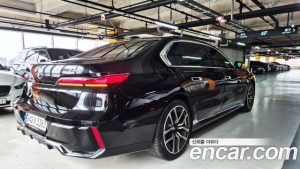 BMW 7-Series 740i sDrive M Sport 2023 года из Южной Кореи