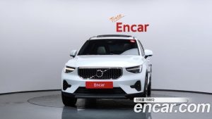 Volvo XC40 B4 ULTIMATE Bright 2023 года из Южной Кореи