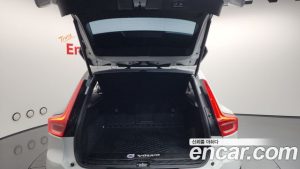 Volvo XC40 B4 ULTIMATE Bright 2023 года из Южной Кореи