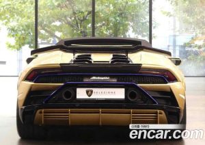 Lamborghini Huracan LP640-4 EVO SPYDER 2023 года из Южной Кореи