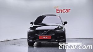 Volvo XC60 B5 Ultra Bright 2025 года из Южной Кореи