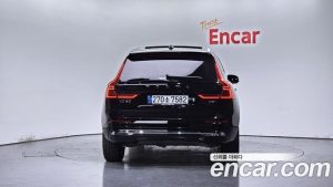 Volvo XC60 B5 Ultra Bright 2025 года из Южной Кореи