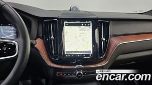 Volvo XC60 B5 Ultra Bright 2025 года из Южной Кореи