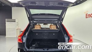 Volvo XC60 B5 Ultra Bright 2025 года из Южной Кореи