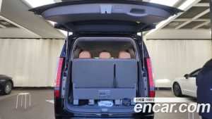 Hyundai Staria Lounge 9-Seater 2025 года из Южной Кореи