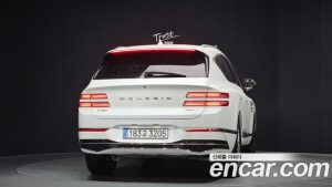 Genesis GV80 2.5T Бензин AWD 2024 года из Южной Кореи