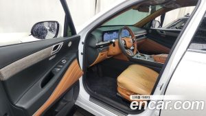 Genesis GV80 2.5T Бензин AWD 2024 года из Южной Кореи