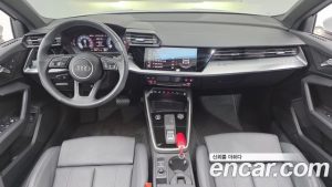 Audi A3 40 TFSI Premium 2023 года из Южной Кореи