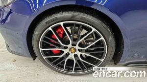 Porsche Panamera 4.0 GTS 2023 года из Южной Кореи