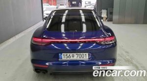 Porsche Panamera 4.0 GTS 2023 года из Южной Кореи