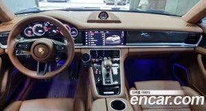 Porsche Panamera 4.0 GTS 2023 года из Южной Кореи