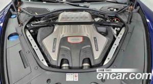 Porsche Panamera 4.0 GTS 2023 года из Южной Кореи