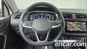Volkswagen Tiguan 2.0 TSI Prestige 2023 года из Южной Кореи