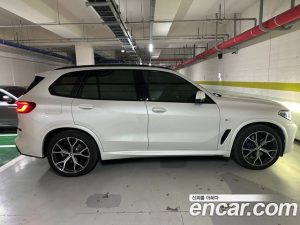 BMW X5 xDrive 30d M Sport 2023 года из Южной Кореи