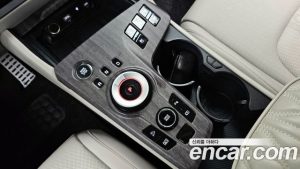 Kia Sportage Signature 2WD 2024 года из Южной Кореи