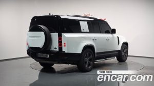 Land Rover Defender 130 P400 X- HSE 2023 года из Южной Кореи