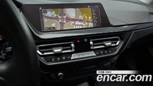 BMW 1-Series 120i Sport 2024 года из Южной Кореи